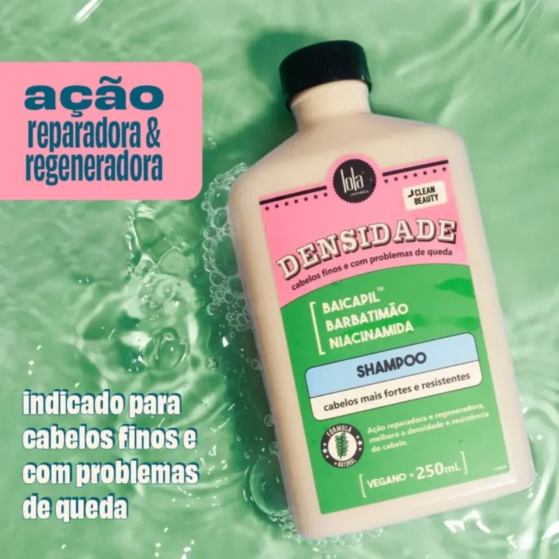 O Shampoo Densidade da Lola (250 ml) é ideal para cabelos finos e com queda, fortalecendo e regenerando os fios com ingredientes como Baicapil™, Barbatimão e Niacinamida. Vegano e de ação reparadora, promove fios mais densos e resistentes.