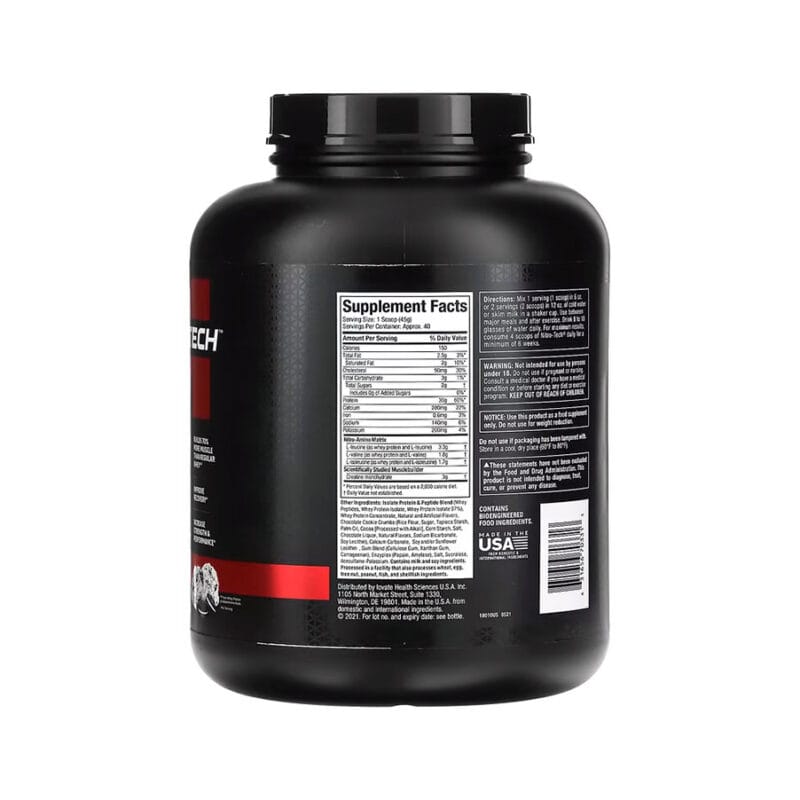 Suplemento proteico com 30g de proteína de soro de leite isolada por dose, enriquecido com 3g de creatina monohidratada. Promove o ganho de massa muscular magra e melhora a recuperação pós-treino.