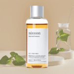 Frasco da Heartleaf Essence 100ml da Mixsoon, essência calmante e hidratante para peles sensíveis e propensas à irritação.