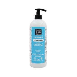Shampoo extra suave Natura Bio com ácido hialurónico e amêndoa em frasco de 740ml, formulado para hidratar e suavizar o cabelo com ingredientes biológicos.