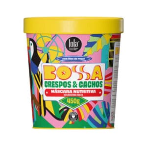Máscara nutritiva Bossa 450 g da Lola Cosmetics para cabelos cacheados e crespos.