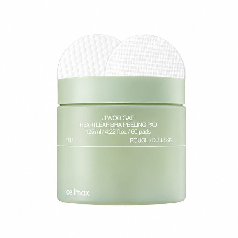Discos esfoliantes faciais Ji Woo Gae Heartleaf BHA Peeling Pad Celimax em embalagem de 125 ml.